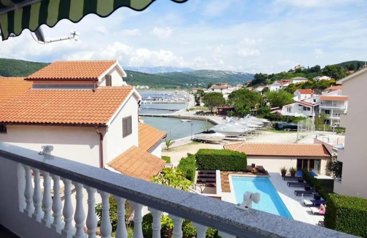 Apartments By The Sea Supetarska Draga - Donja, Rab - 22365 Rab Town